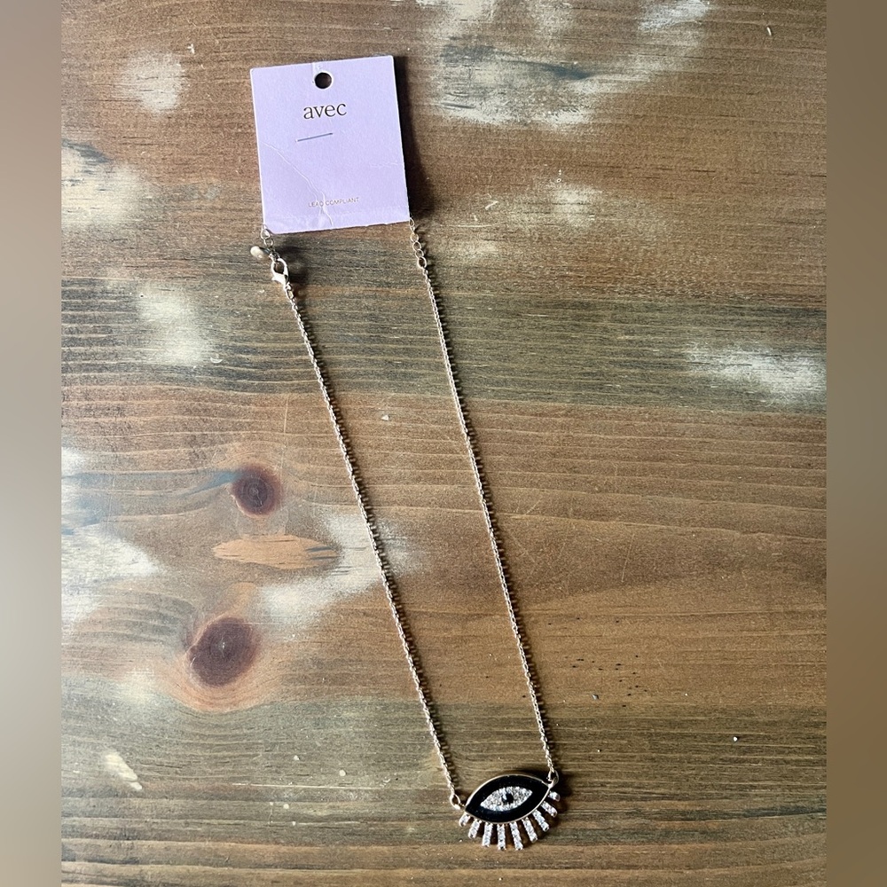 NWT Evil Eye Lashes Necklace
